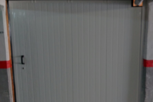 Destacado puertas de aluminio soldado